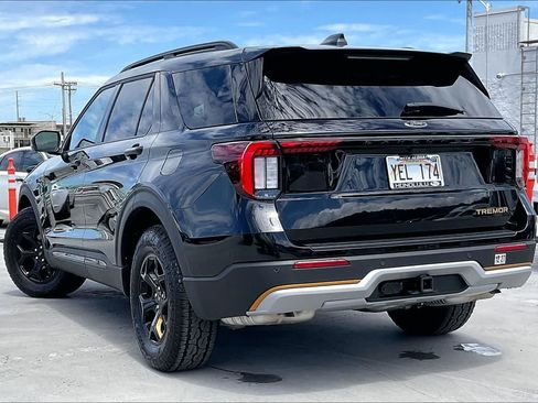 Used 2026 Ford Explorer Tremor w/ Tremor Ultimate Package AWD/4WD image 4