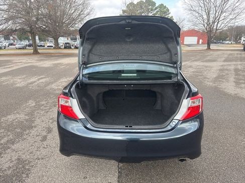 Used 2014 Toyota Camry SE image 13