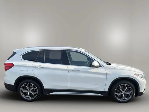 Used 2018 BMW X1 xDrive28i AWD/4WD image 4