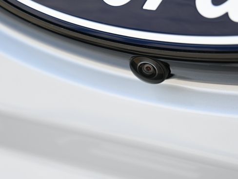 New 2026 Ford Maverick Lobo AWD/4WD image 5
