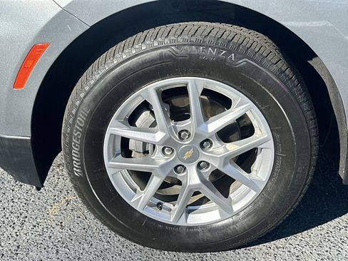 Used 2023 Chevrolet Equinox LT image 13