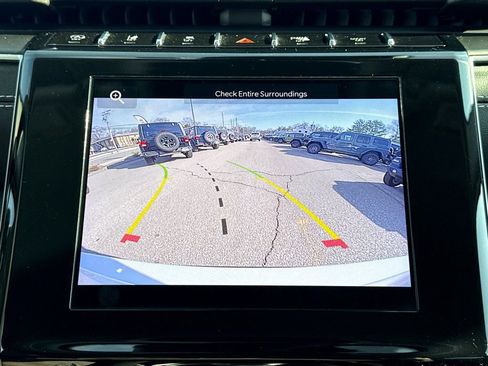 Certified 2023 Jeep Grand Cherokee L Laredo image 21