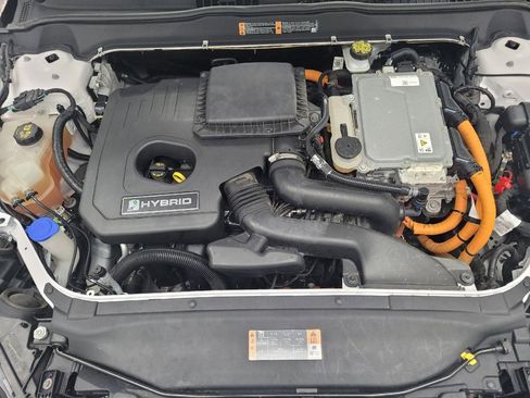 Used 2020 Ford Fusion SE image 30