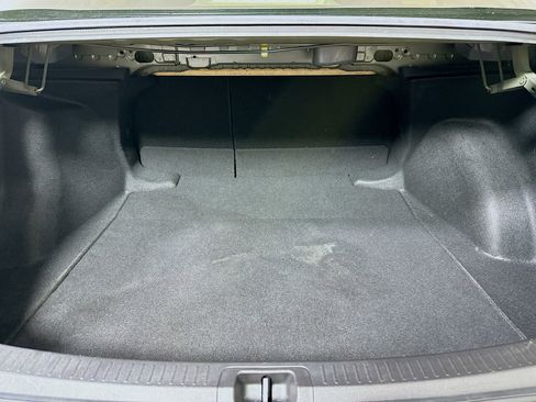 Used 2022 Toyota Corolla LE image 30