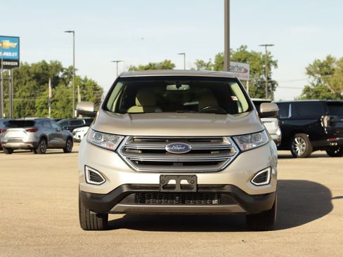 Used 2017 Ford Edge SEL w/ Equipment Group 201A FWD image 2