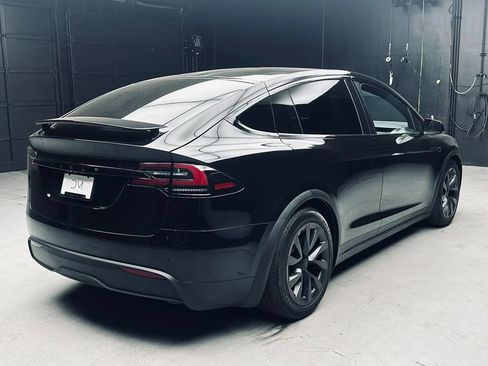 Used 2024 Tesla Model X AWD/4WD image 7