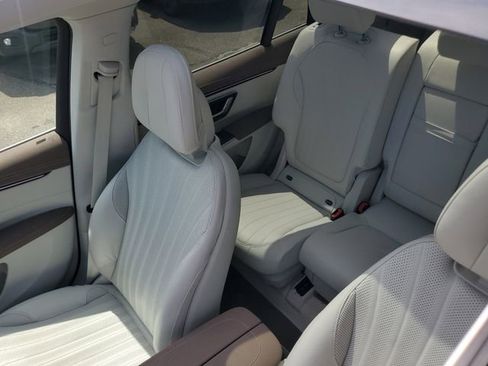 Used 2023 Mercedes-Benz EQS 450+ SUV image 34
