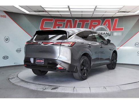 New 2026 Nissan Murano SV image 5