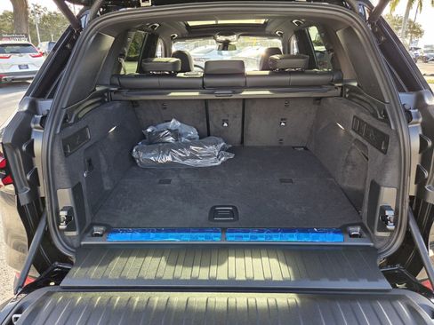 New 2026 BMW X5 xDrive50e w/ Executive Package image 15