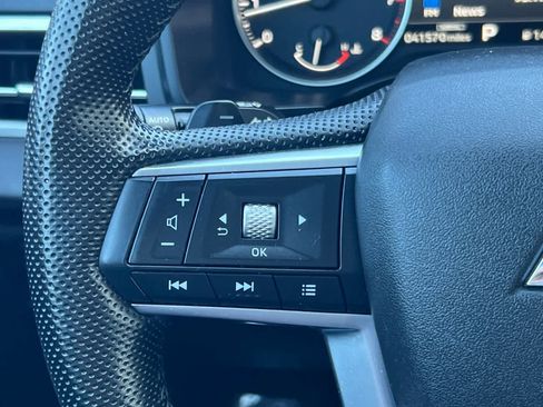 Used 2023 Mitsubishi Outlander SE image 28