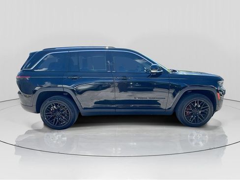 Used 2022 Jeep Grand Cherokee Limited RWD image 8