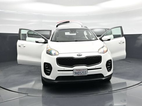 Used 2018 Kia Sportage EX w/ EX Technology Package FWD image 32