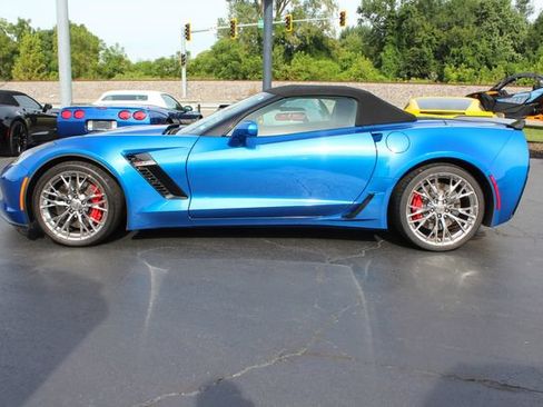 Used 2016 Chevrolet Corvette Z06 w/ 3LZ Preferred Equipment Group RWD image 6