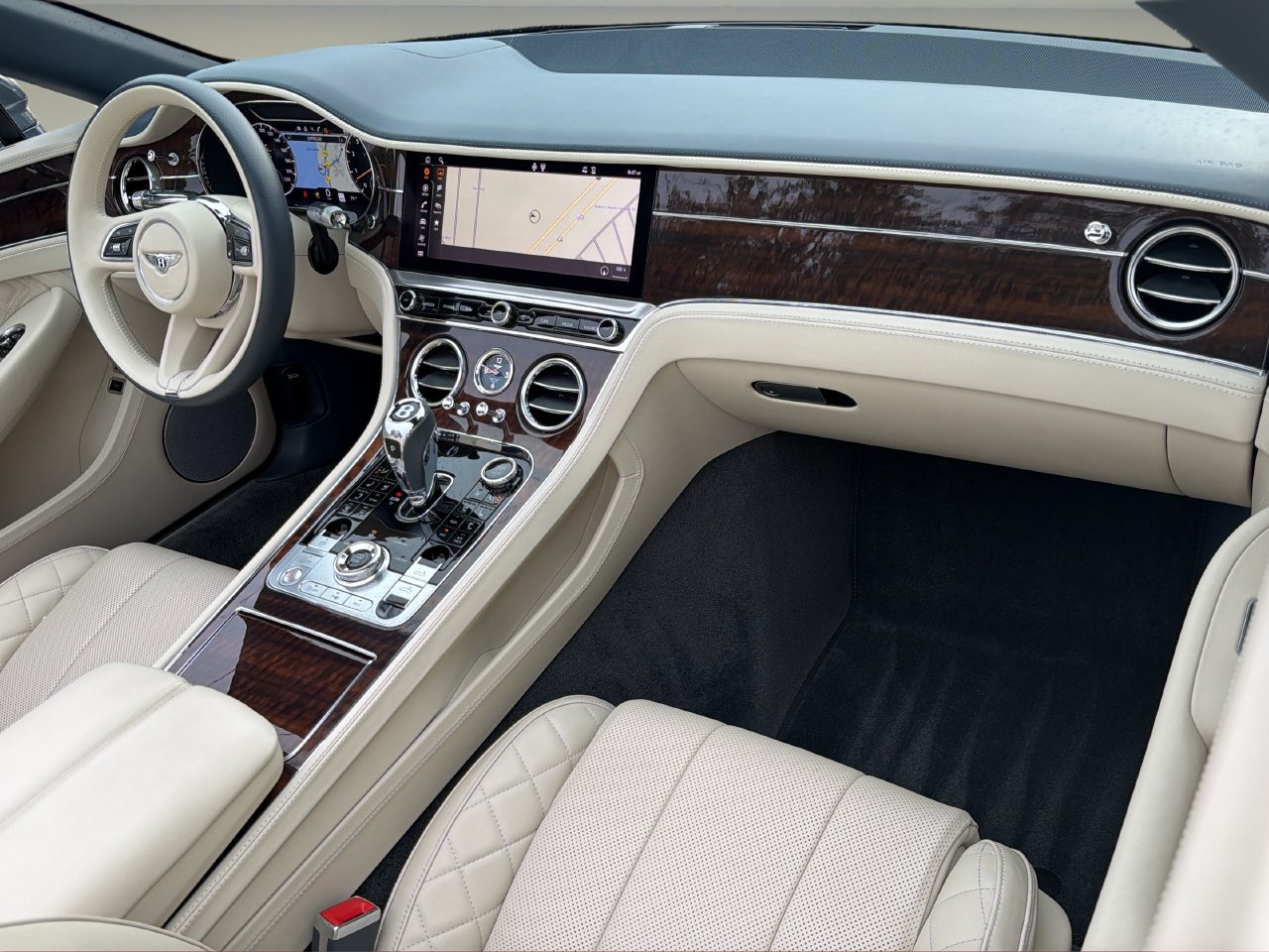 Certified 2022 Bentley Continental GT AWD/4WD image 2