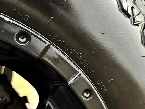 Used 2015 Ford F250 Lariat w/ Lariat Interior Package image 50