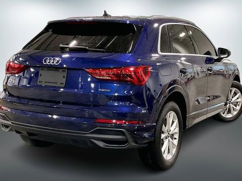 Certified 2025 Audi Q3 2.0T Premium image 13