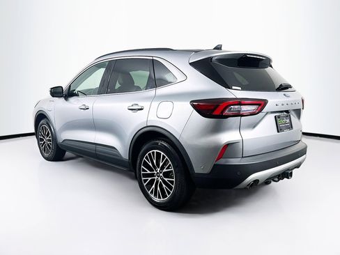 Used 2023 Ford Escape SE w/ PHEV Premium Package image 5