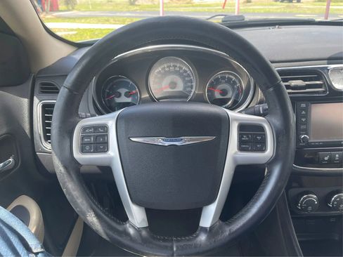 Used 2012 Chrysler 200 Limited image 17