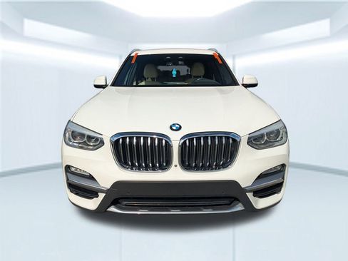 Used 2019 BMW X3 sDrive30i w/ Premium Package image 2