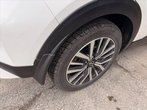 Used 2022 Nissan Kicks SV w/ Interior Electronics Package image 4