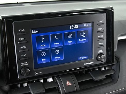 Used 2022 Toyota RAV4 LE image 13