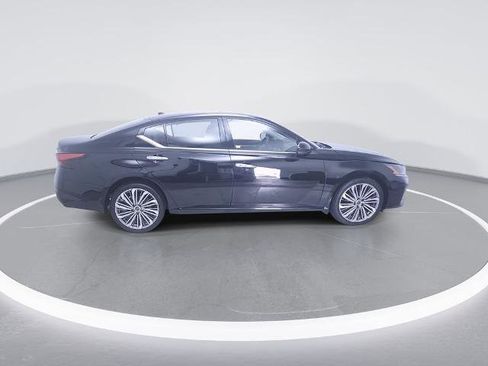Certified 2023 Nissan Altima 2.5 SL AWD/4WD image 8