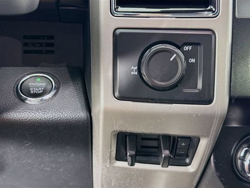 Used 2019 Ford F250 Lariat w/ Lariat Ultimate Package RWD image 21