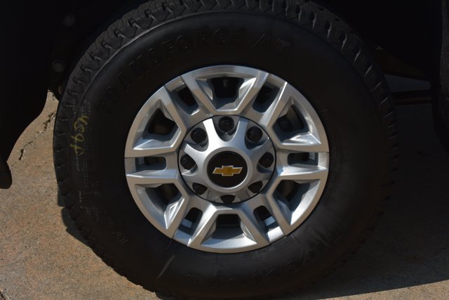 New 2026 Chevrolet Silverado 2500 W/T AWD/4WD image 10