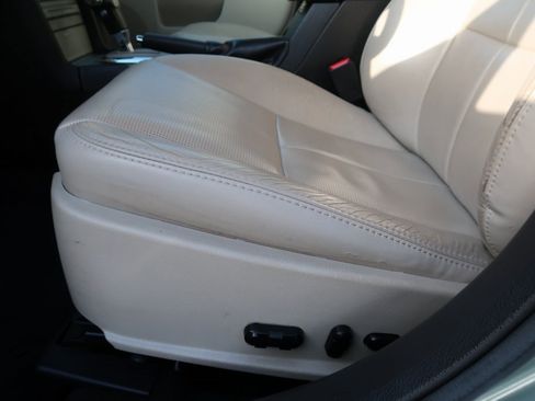 Used 2009 Lincoln MKZ Base image 11