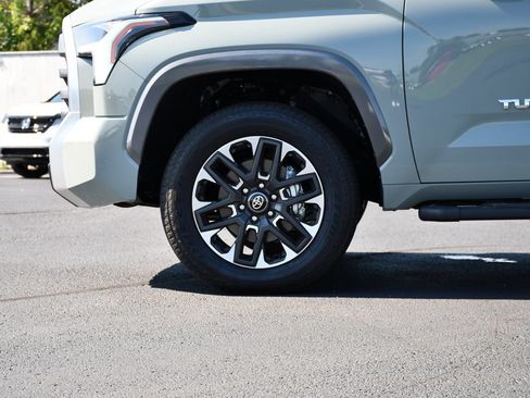 Used 2026 Toyota Tundra Limited w/ Power Package AWD/4WD image 12