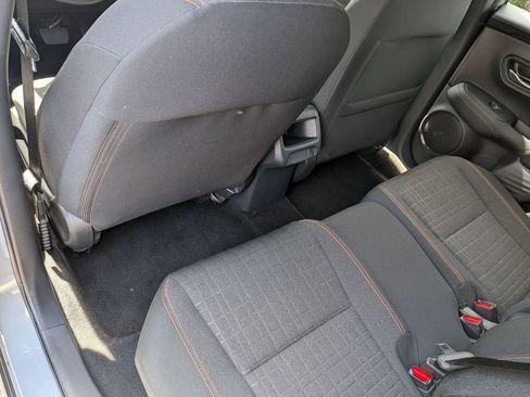 Used 2025 Honda HR-V Sport image 22