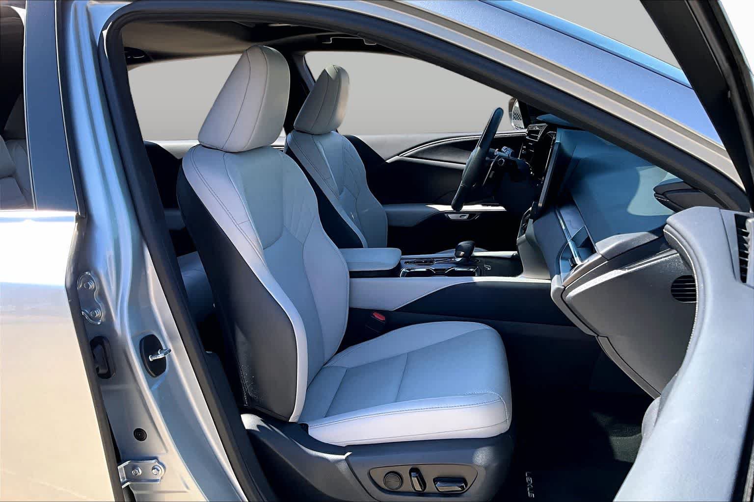 Used 2025 Lexus RX 350 Premium FWD image 17