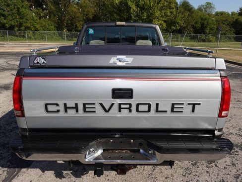 Used 1992 Chevrolet Silverado 1500 Reg Cab 117.WB 4WD image 6