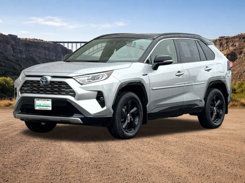 Used 2020 Toyota RAV4 XSE image 7
