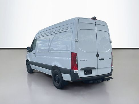 New 2025 Mercedes-Benz Sprinter 2500 image 8