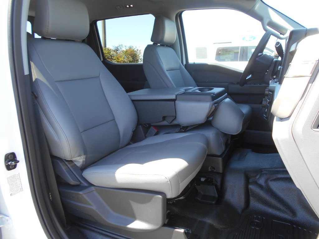 New 2026 Ford F350 XL w/ XL Chrome Package AWD/4WD image 7