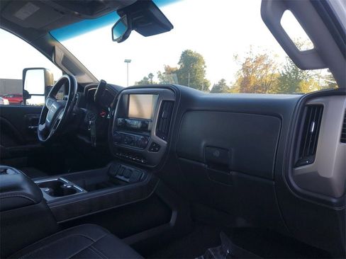 Used 2015 GMC Sierra 2500 Denali image 89