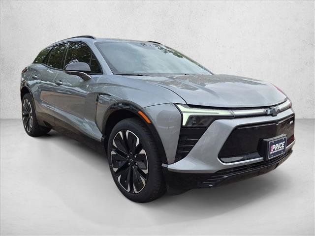 Used 2024 Chevrolet Blazer EV RS AWD/4WD image 3