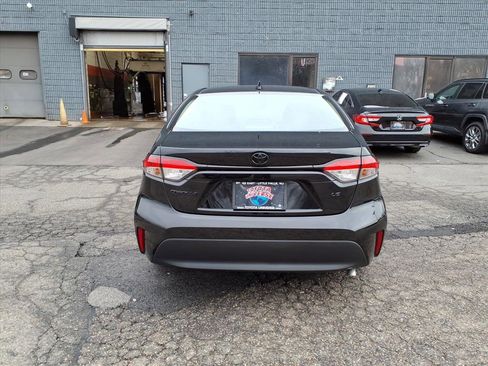 Certified 2023 Toyota Corolla LE image 5