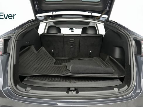 Used 2021 Tesla Model Y Performance image 27