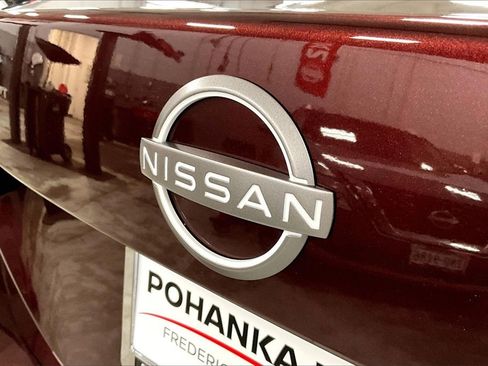 Certified 2025 Nissan Sentra SV image 7