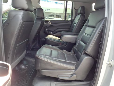 Used 2018 GMC Yukon XL Denali w/ Denali Ultimate Package AWD/4WD image 9