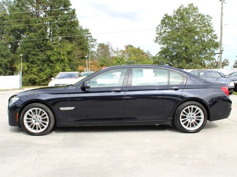 Used 2012 BMW 750Li xDrive image 4