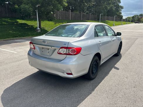 Used 2013 Toyota Corolla LE FWD image 4