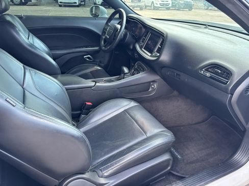 Used 2017 Dodge Challenger R/T Plus RWD image 17