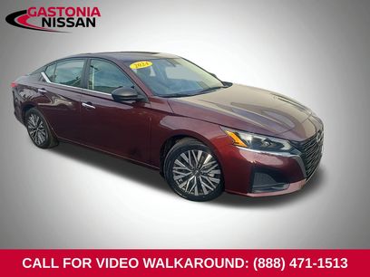 Used 2024 Nissan Altima 2.5 SV