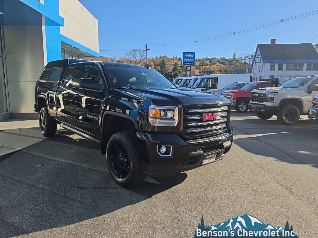 Used 2018 GMC Sierra 2500 SLT w/ All Terrain HD Package AWD/4WD image 8