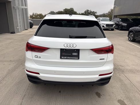 Certified 2025 Audi Q3 2.0T Premium w/ Convenience Package image 7