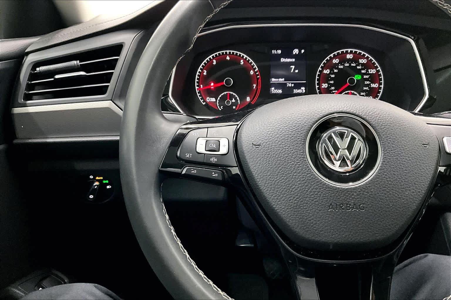 Used 2021 Volkswagen Jetta SE FWD image 21