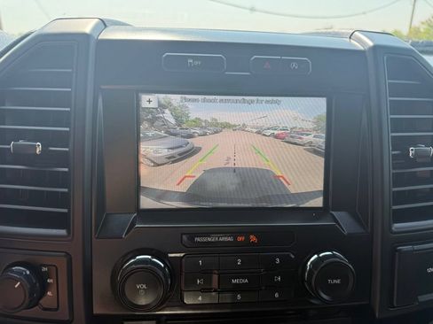 Used 2017 Ford F150 XL w/ Equipment Group 101A Mid AWD/4WD image 22